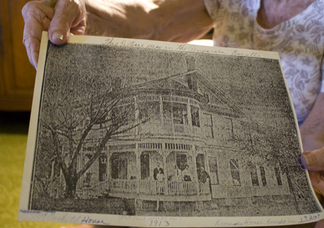 Ina Mae Garrett shares photo of historic home in its glory days. Lori Ceier/Walton Outdoors